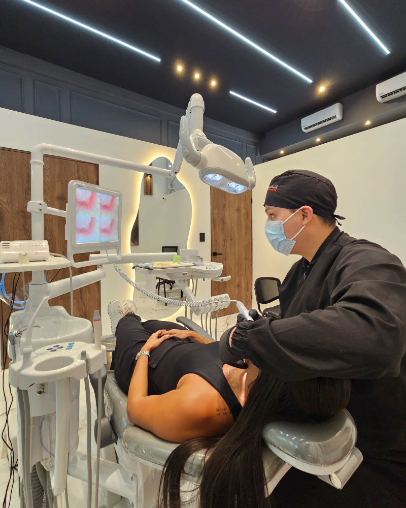 Evaluación clínica para rehabilitación oral en Odonto Health